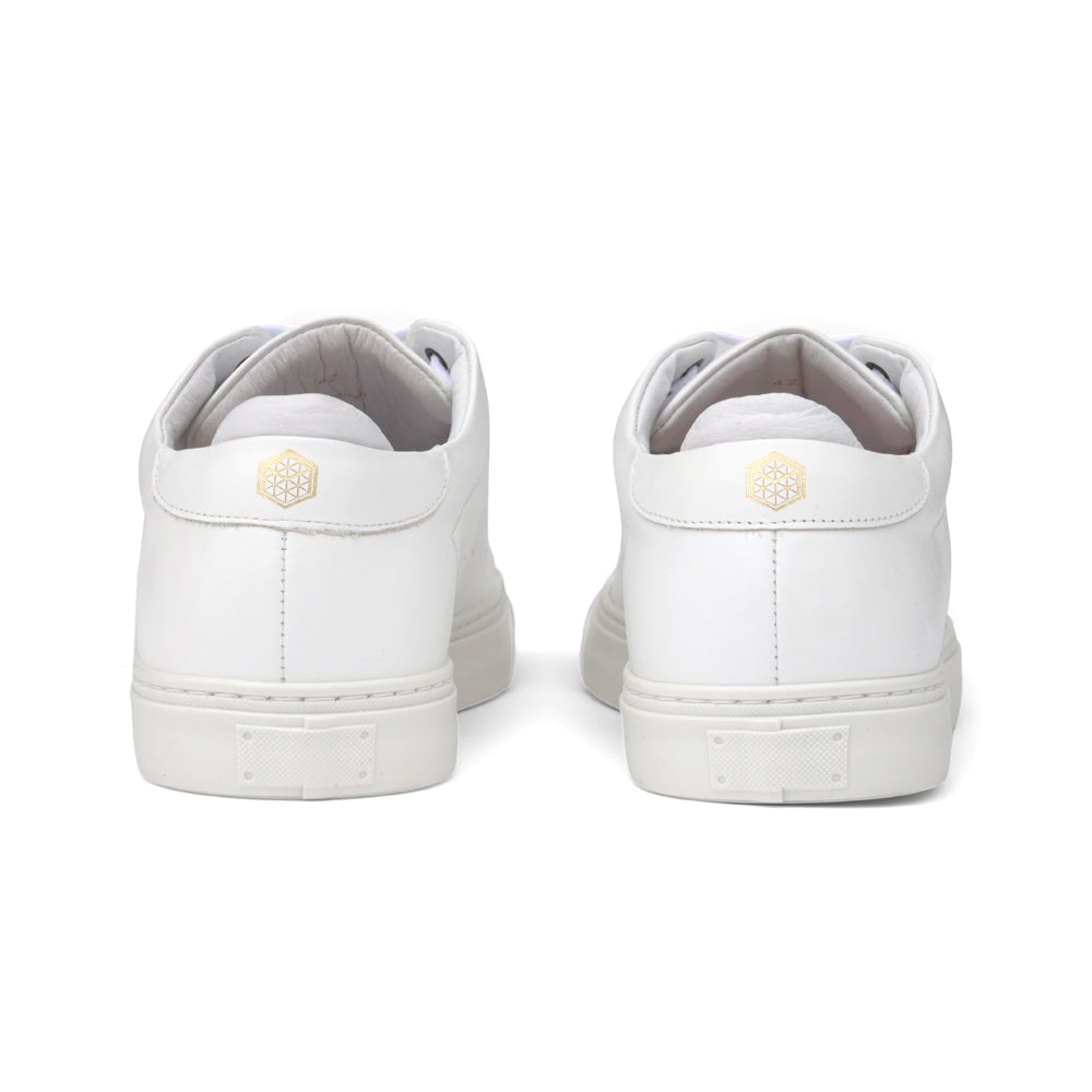 OMNI White Leather