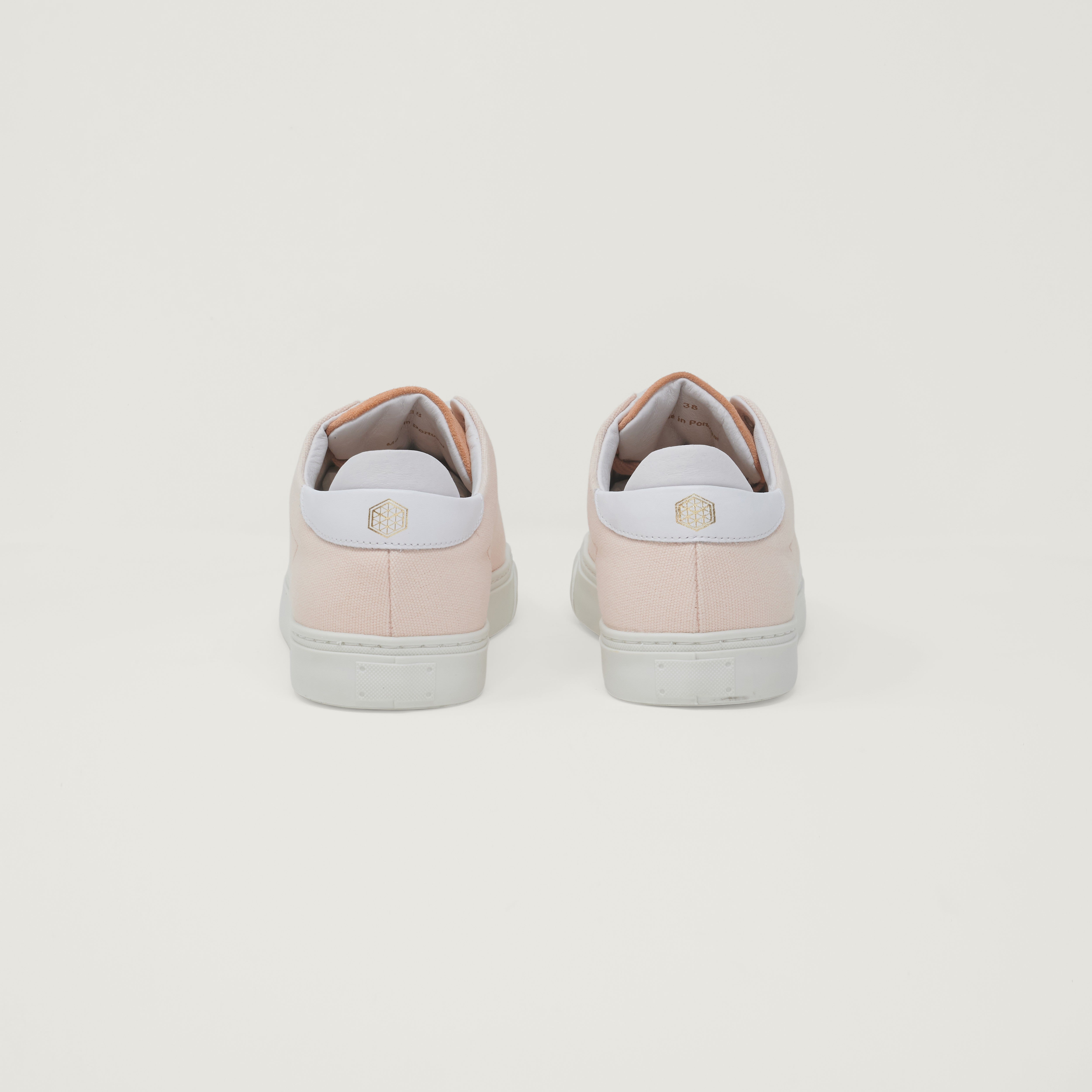 AM 0430 - OMNI Canvas Peach